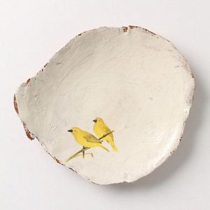 Distorted birdy plate